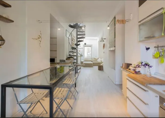 Design&Terrazzo A 5 Min Dal Centro - Laura's House